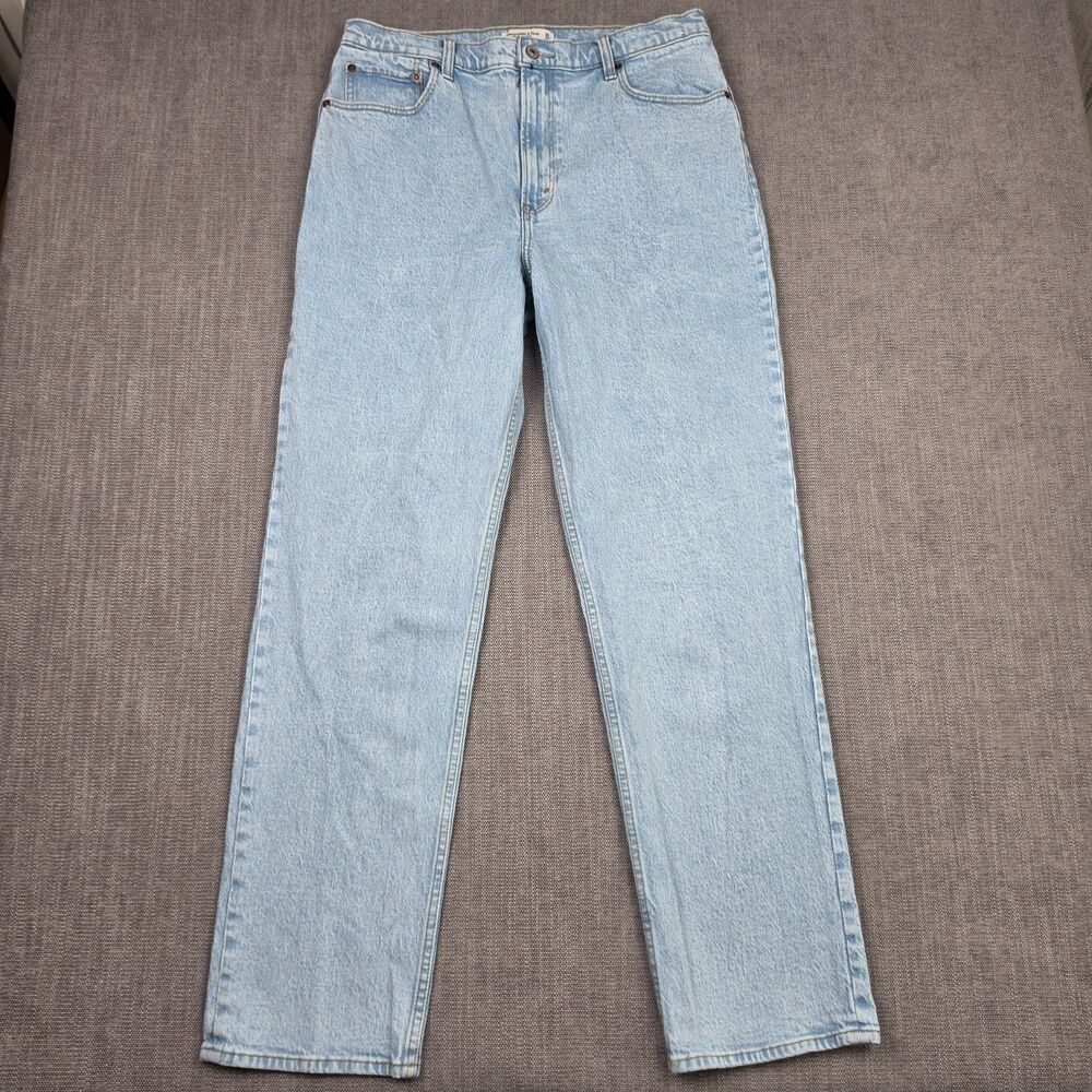 Abercrombie & Fitch 90s Straight Ultra High Rise Jeans Sz 32 14L Light Wash Blue